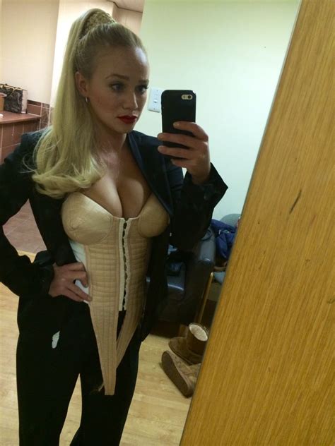Kirsty Leigh Porter Leaked 14 New Photos Thefappening