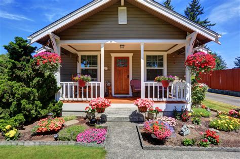 ways  add curb appeal   home bonnie roberts realty