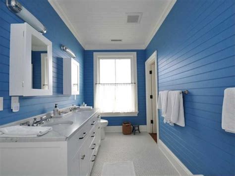 desain kamar mandi warna biru langit rumah impian