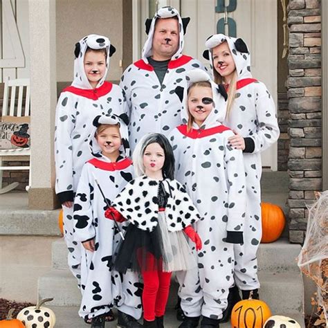 viral   quick  easy family halloween costumes