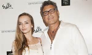 scarface actor steven bauer 57 is dating 18 year old