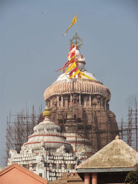 jagannath puri temple orissa india