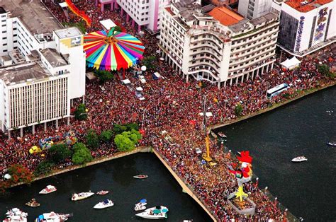 prefeitura de recife anuncia auxilio emergencial  integrantes  carnaval