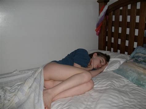 sleeping teen pussy spied on pics and galleries