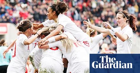 Ellen White S Late Goal Against Canada Keeps England Women Winning