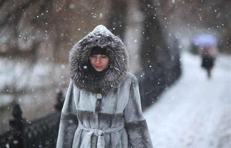 Why Do Russian Women Still Wear Fur Coats Russia Beyond