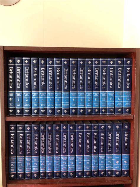 britannica encyclopedia complete set  london    sale