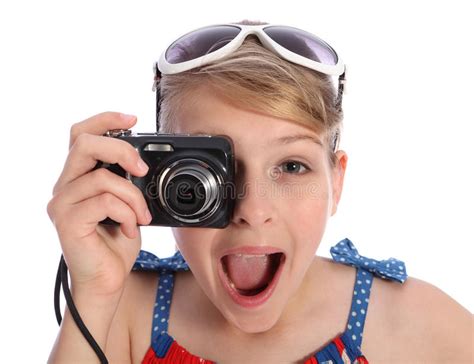 jeune fille excited de photographe prenant des photos image stock image du rire passionnant
