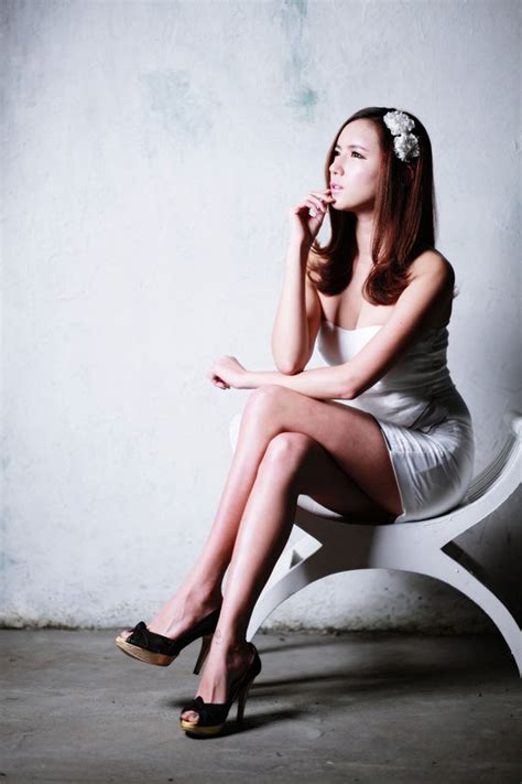 Lee Mi Hyun White Dress