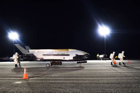 secret space plane  landed   record stay  orbit wired