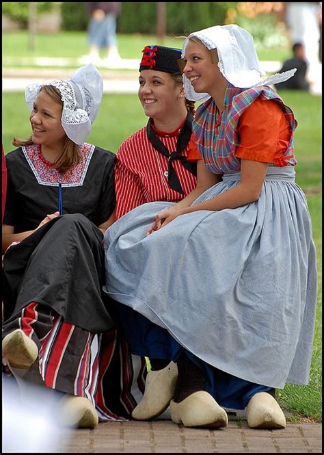 Photo Sharing Holland Michigan Traditional Outfits Dutch Clothing