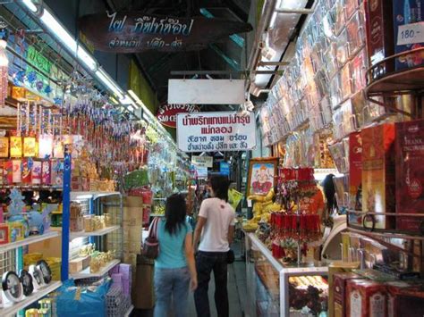 shopping in bangkok the best markets in thailand s capital