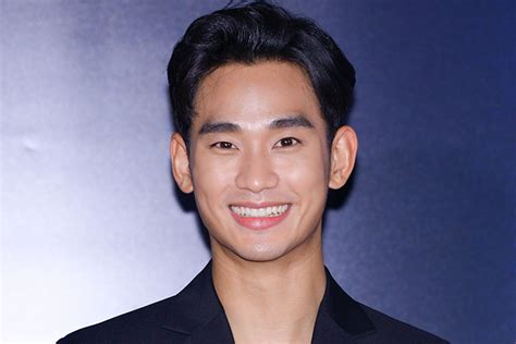 13 Photos Of Kim Soo Hyun That Are Relatable In