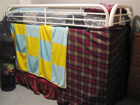 thrifty house bunk bed tent