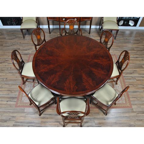 dining table niagara furniture  mahogany table