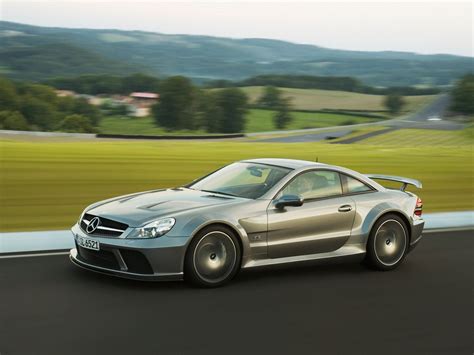mercedes drops   powered sl class models gallery  top speed