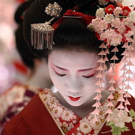 Die Geheimnisse Der Geishas Enthüllen Inspiration Aus Japan