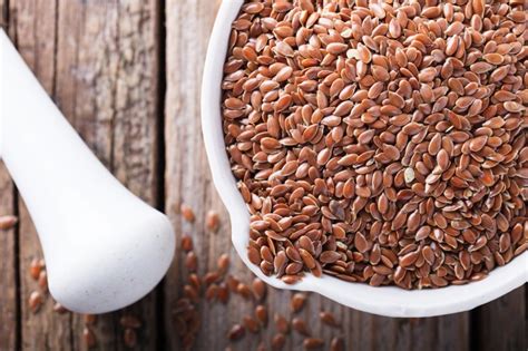 13 evidence based health benefits of flax seeds