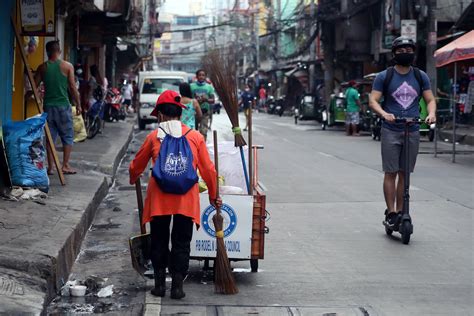 street sweeper  philippine news agency