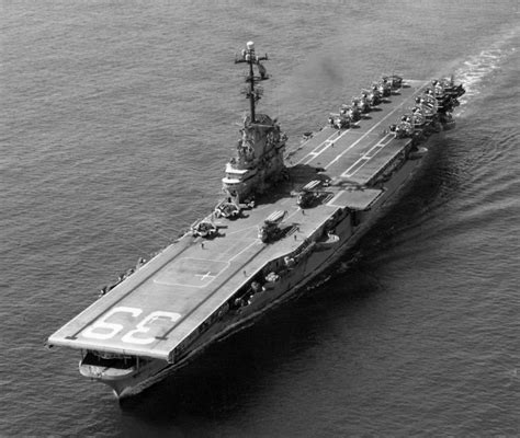 essex class aircraft carrier history