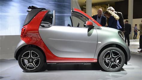 smart fortwo cabrio debuts   frankfurt auto show
