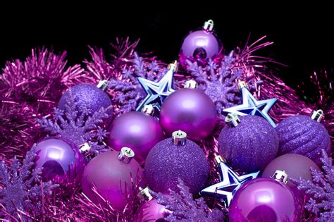 photo  purple christmas decorations  christmas images