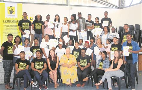 ikamva youth berei jongmense vir die toekoms voor netwerk