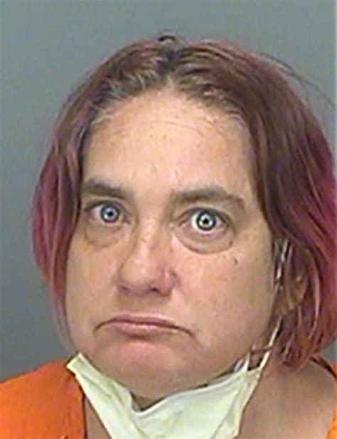Florida Woman Had Sex Outside Hospital While Wearing Hot Sex Picture