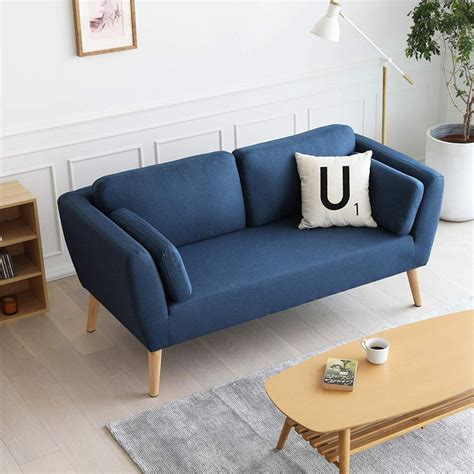 ideas de sofas pequenos  maximizaran el espacio