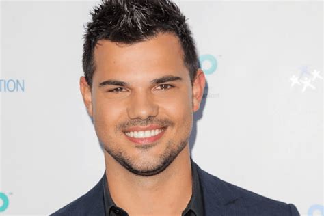 Taylor Lautner Net Worth Bio Wiki Movies Height Age