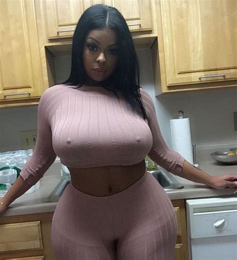 Sexy black women booty