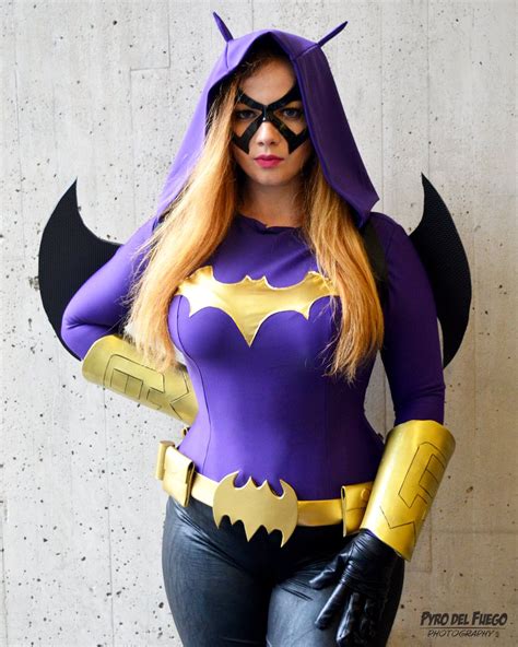 35 Hot Pictures Of Batgirl Most Beautiful Character In