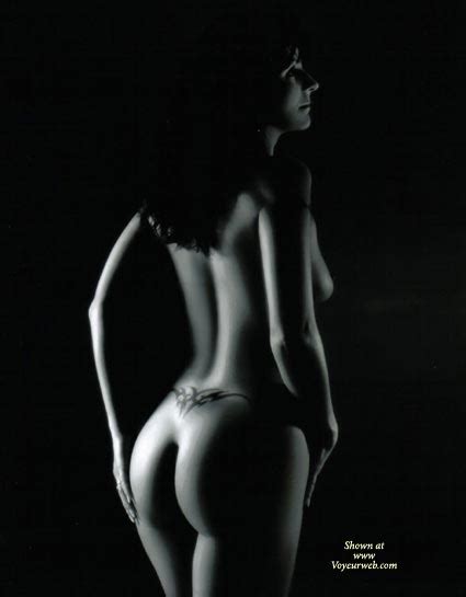 nude profile black and white november 2005 voyeur web hall of fame