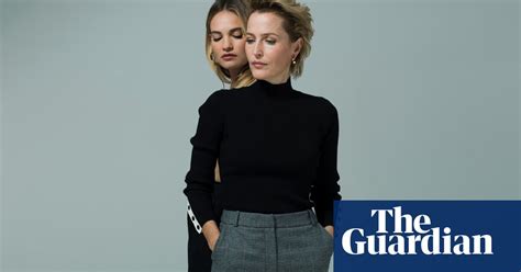 gillian anderson on stage in pictures stage the guardian