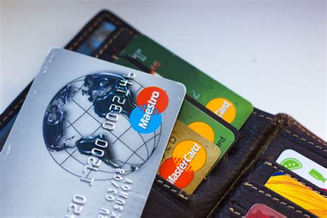 mastercard credit cards  rewards perks