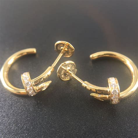 cartier nail earrings  yellow gold diamonds karte yuvelirnye