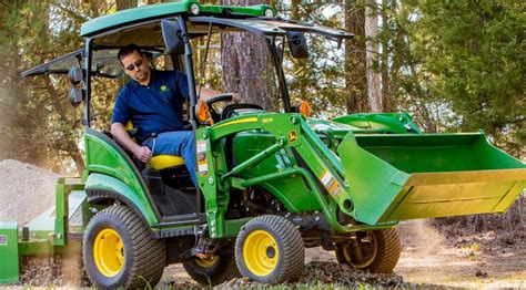 john deere  price specs reviews