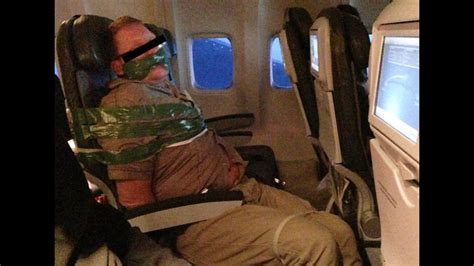 Icelandair Gets A Gold Star In Restraining Crazy Drunk Passengers