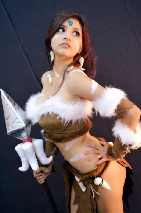 girls that make cosplay look cool and sexy 24 photos