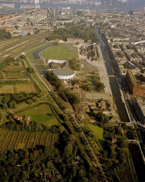 westergasfabriek park    polluted gas factory   award winning design land