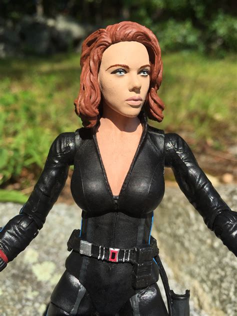 marvel select black widow  figure review  marvel toy news