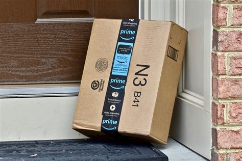 prime problems amazon  losing   day shipping dominance