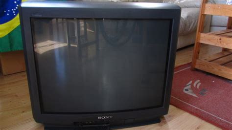 Sony Trinitron Crt Tv 69cm 27 Inch For Sale In Smithfield