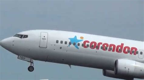 corendon dutch airlines boeing   takeoff amsterdam airport schiphol youtube