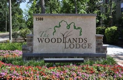 apartments   woodlands lodge spring