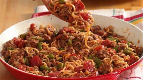 easy beef  noodle dinner recipe  pillsburycom