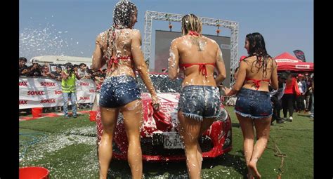 paddock girls sexy car wash las mejores imágenes del sensual