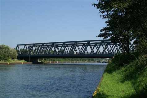 rhein herne kanal bruecke  oberhausen  structurae