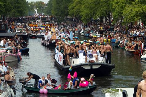 jewish boat making waves ahead of amsterdam gay parade