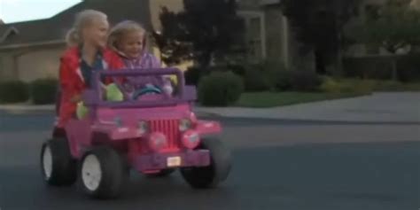 Police Ticket Girl S Barbie Jeep After She Left It Out